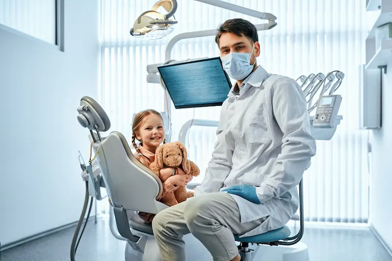طب أسنان الأطفال وتقويم الأسنان