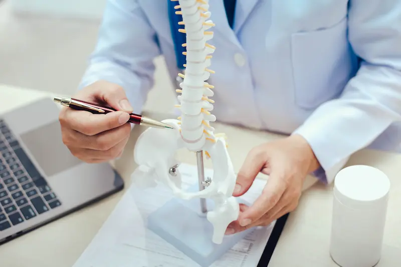 Doctor Consultation Before Spinal Tumor Surgery in Turkey