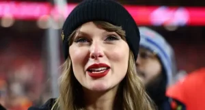 Taylor Swift Plastic Surgery