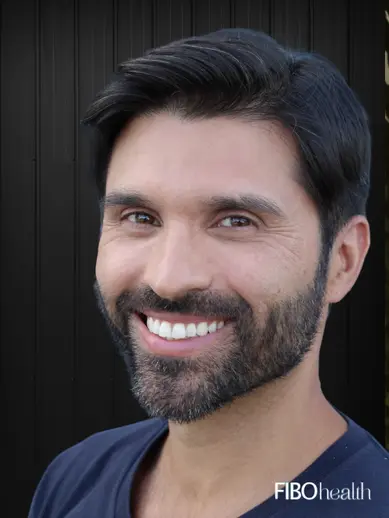 featured image for hair transplant + 12 veneers package